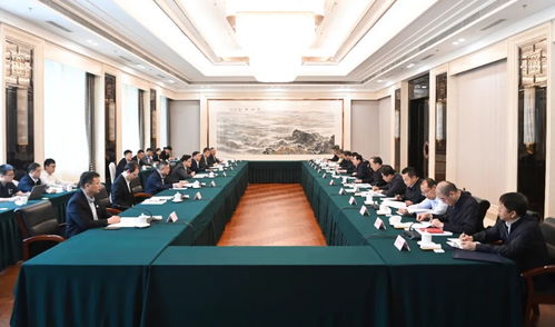 遼寧省與中國遠(yuǎn)洋海運(yùn)集團(tuán)舉行工作會(huì)商會(huì)議
